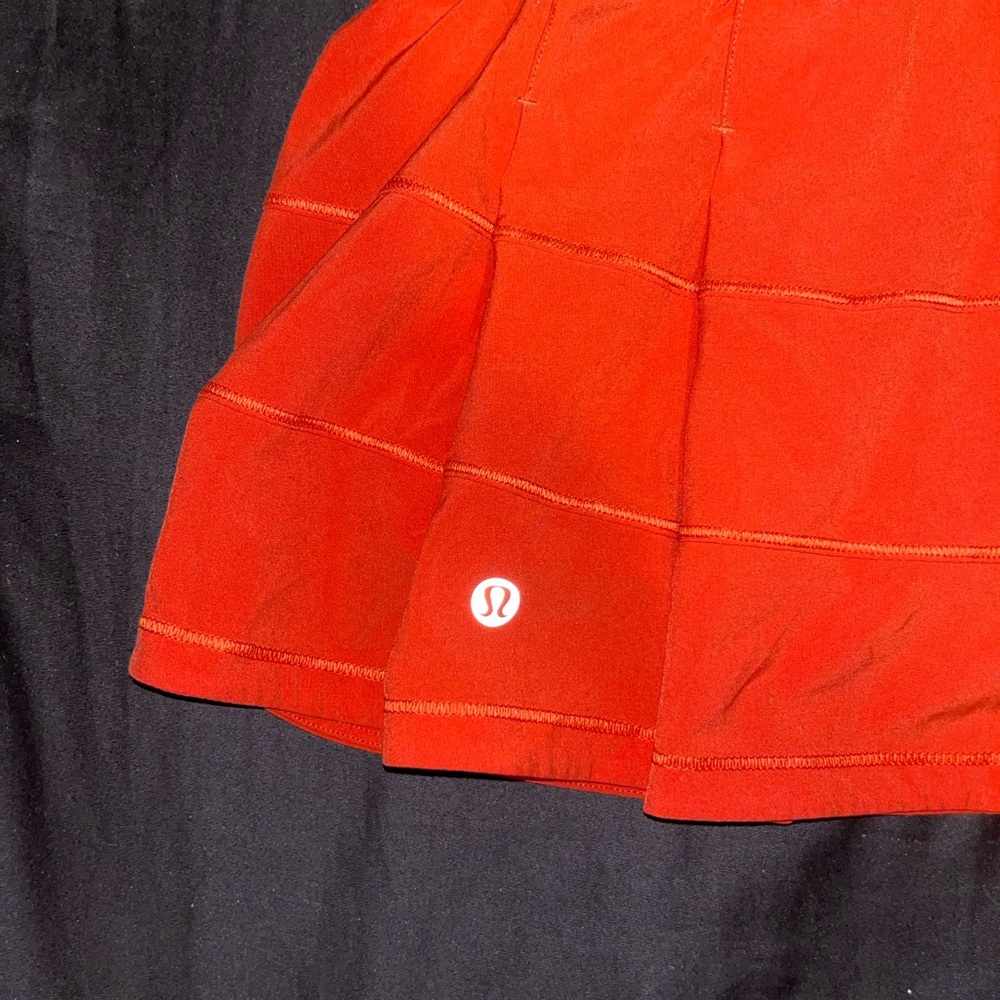 Lululemon Athletica Vibrant Red Mini Skirt - Picture 2 of 8